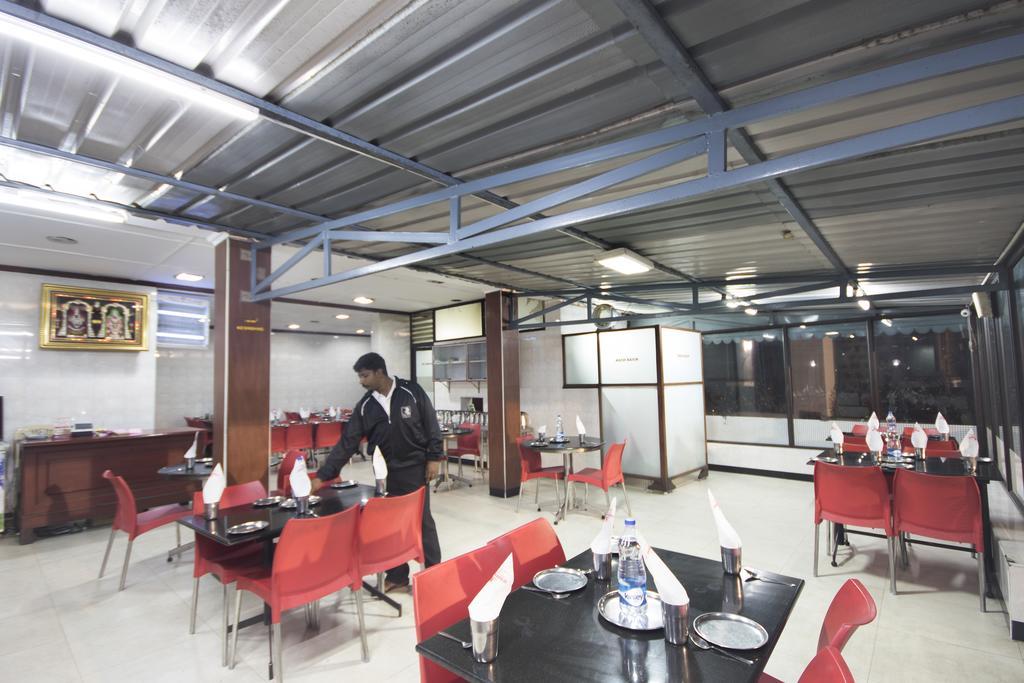 Rr Residency Hotel โกไดกานัล ภายนอก รูปภาพ